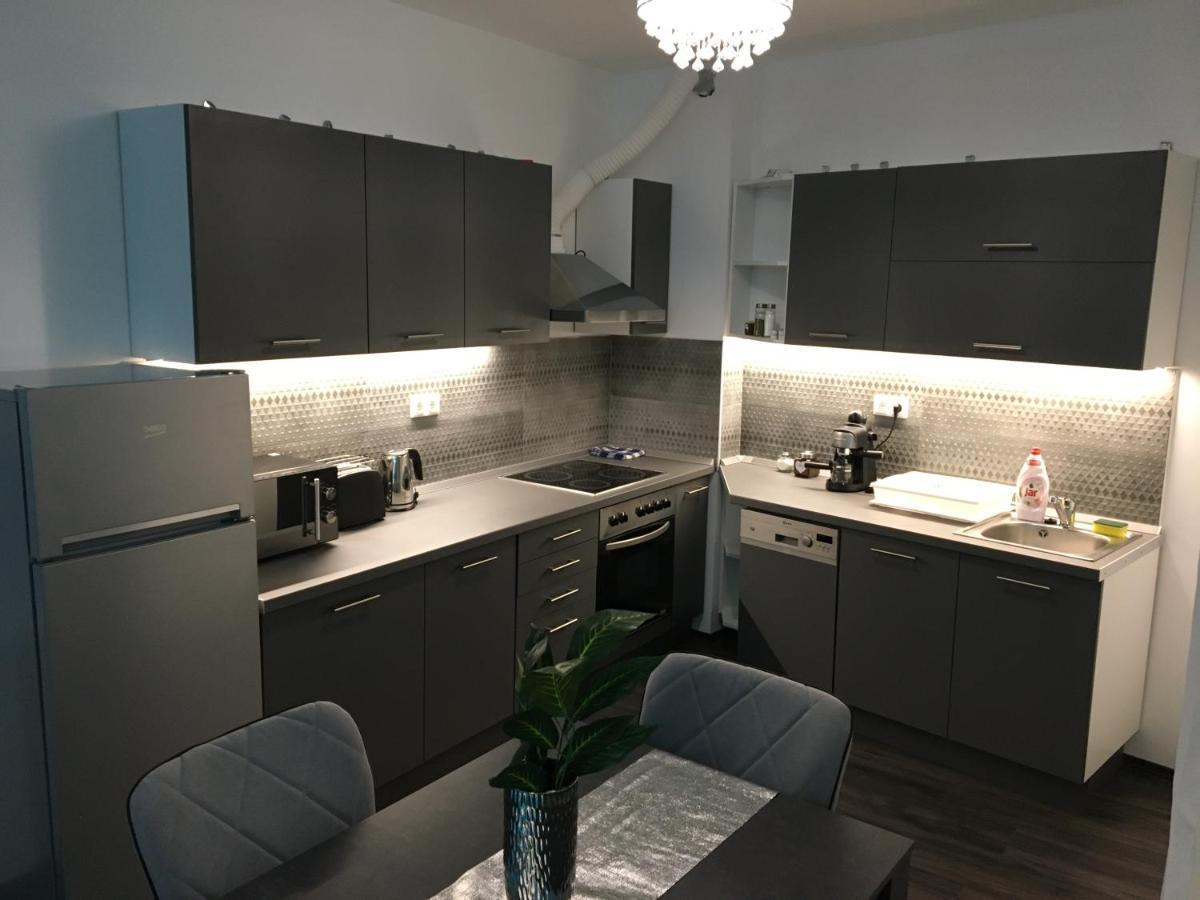 Queen Apartman Debrecen Extérieur photo